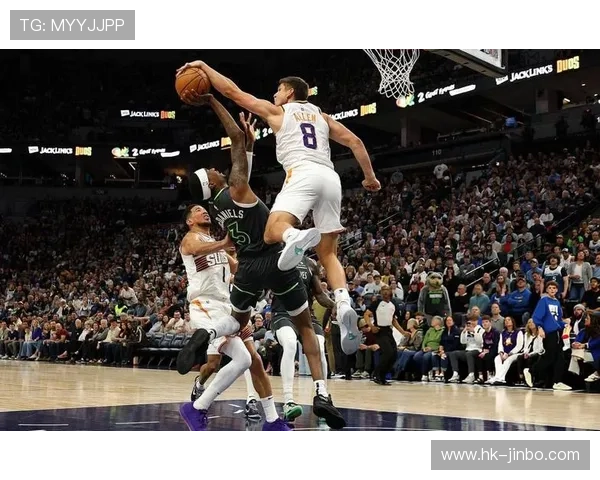 布登强调麦克丹尼尔斯紧逼布克 需要让对手为此付出代价