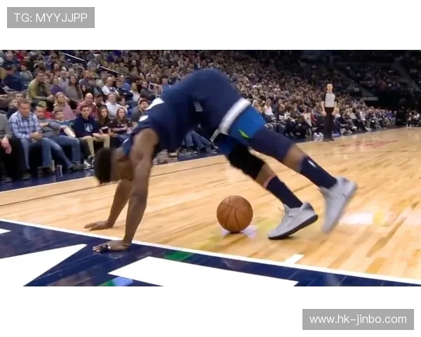 震撼续约后上演不可思议极限救球瞬间引爆全场激情中心巅峰秀时刻